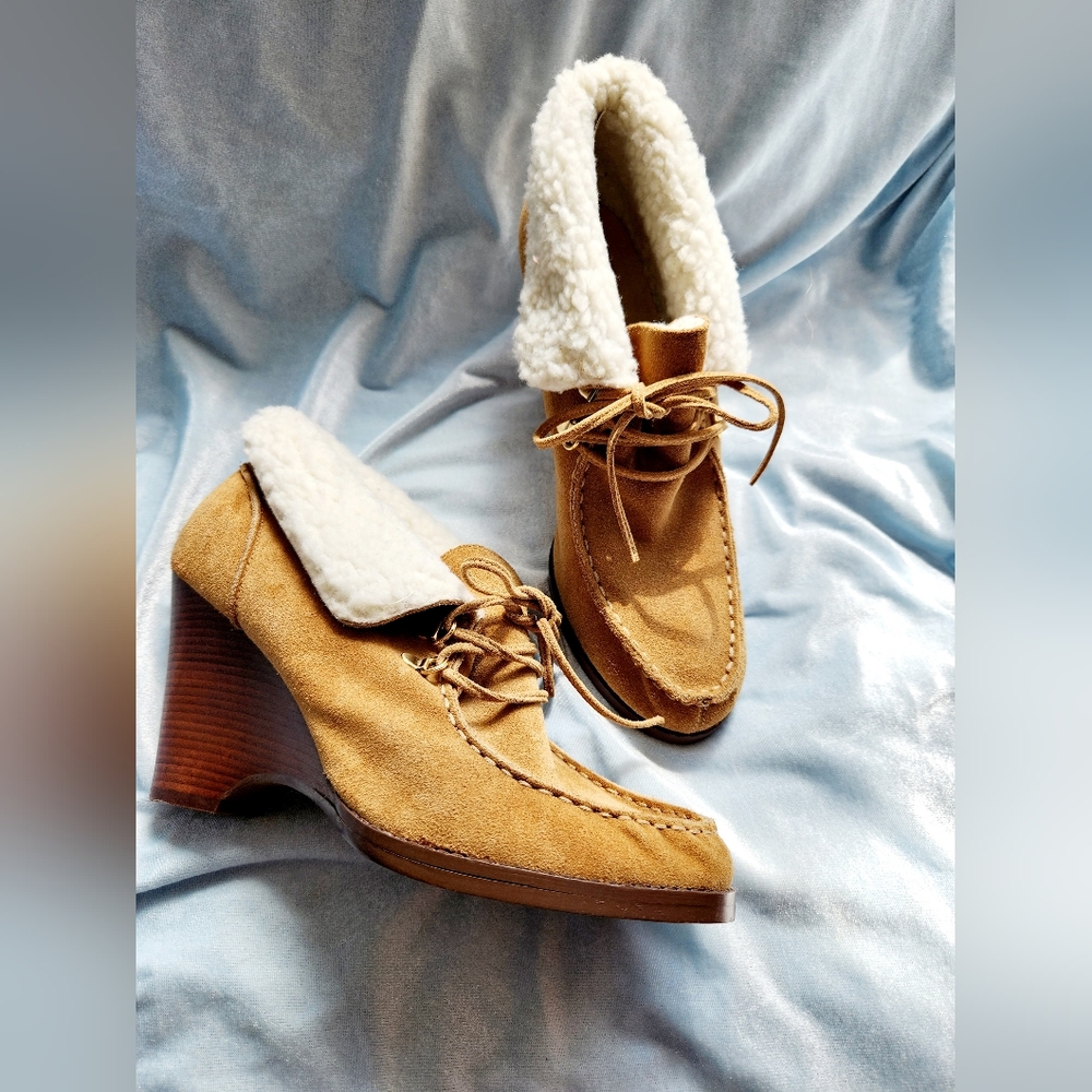 Michael Kors tan boots faux fur